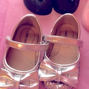 Silver glitter Mary Janes with bow.  New